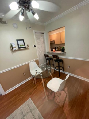 Cozy Condo In Atlanta
